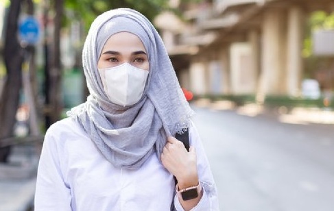 Cara Gaya Masker Stylish saat Pandemi